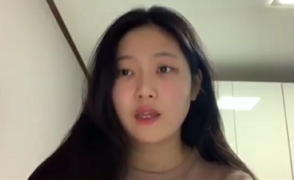 С поздрав от чаровната Минджи Ким от Южна Корея продължи в четвъртата вечер на     „Възрожденско приключение“